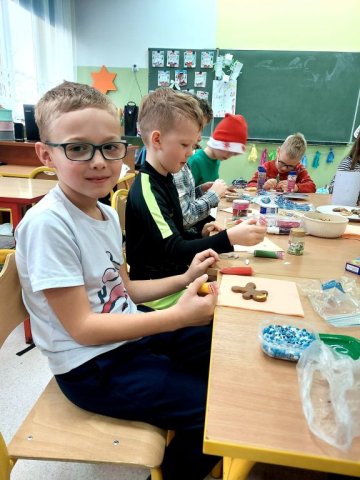 b_1024_768_0_00_images_2023_2024_KAWA_Pierniki_412202064_824735709454379_2229861694752143273_n